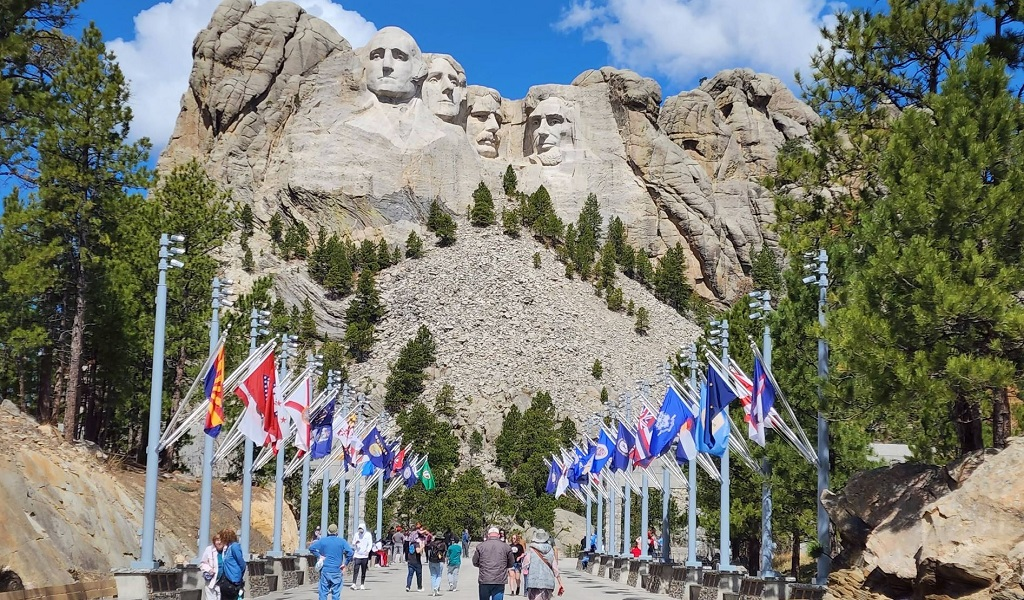 Mount Rushmore National Memorial • South Dakota 3 Mt Rushmore 2