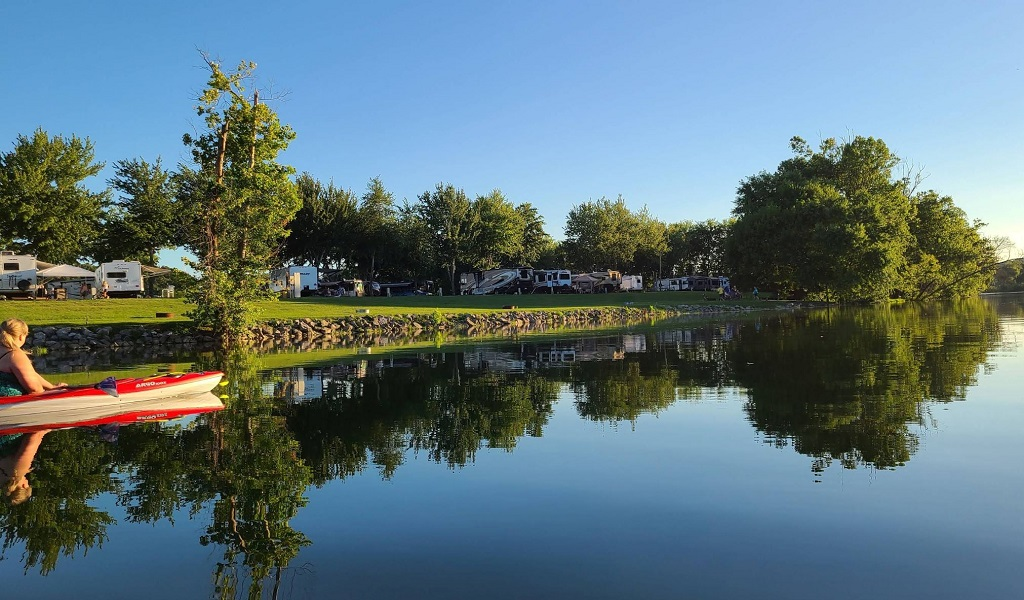 Riverside RV Park & Resort • Sevierville, TN
